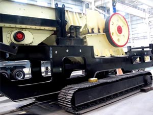 crawler type mobile crusher